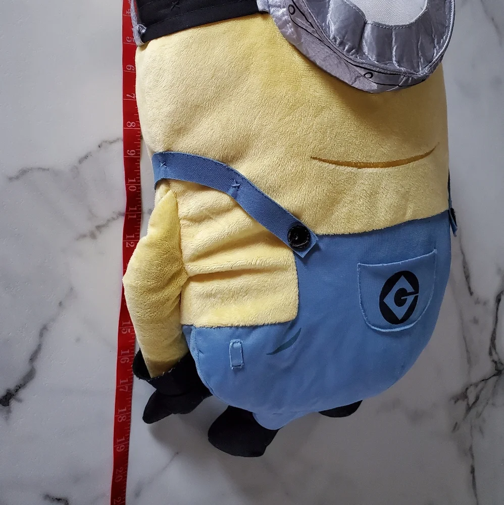 Despicable Me Minion Stuart Plush Toy
